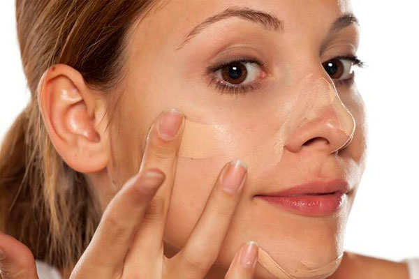 اشتباهات رایج در استفاده از کرمپودر + ارایشی مسی