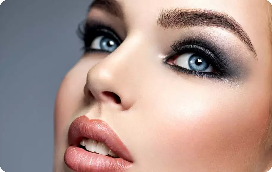 آرایش اسموکی برای چشم‌های پف‌دار